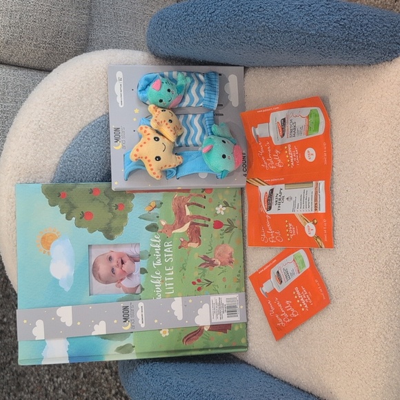 Memory Book and Plush Toy Set - Picture 5 of 5